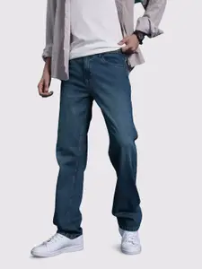 The Roadster Life Co. Men Light Fade Regular Fit Jeans