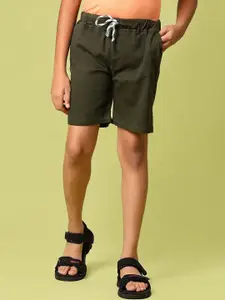 V-Mart Boys Regular Fit Mid-Rise Shorts