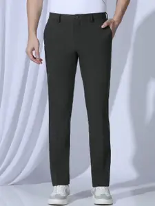 Blackberrys Men B-95 Regular Fit Mid-Rise Trousers