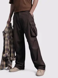 The Roadster Lifestyle Co. Men Parachute Fit Cargos