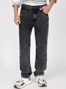 Bene Kleed Men Relaxed Fit Mid-Rise Light Fade Cotton Jeans