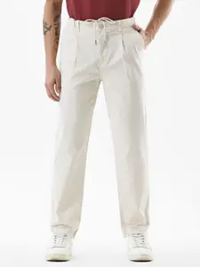 Snitch Men White Mid-Rise Slim Fit Trouser
