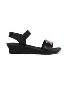 PENNEN Women Multicoloured Thong Flip-Flops