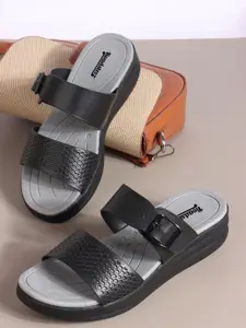 The Roadster Lifestyle Co Textured Casual Comfort Open-Toe Flats