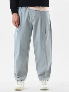 Snitch Men Grey Mid-Rise Relaxed Fit Trouser