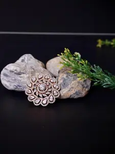 FASHION EMPIRE Elegant Rose Gold-Plated Ring