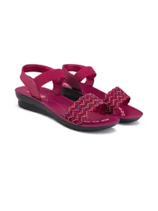 PENNEN Women Multicoloured Thong Flip-Flops