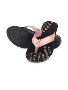 PENNEN Women Multicoloured Thong Flip-Flops