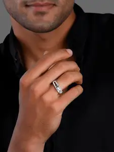 GIVA Men 925 Silver-Plated Zircon-Studded Adjustable Finger Ring