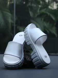 Liberty Women Solid Slip-On Regular Flip Flops