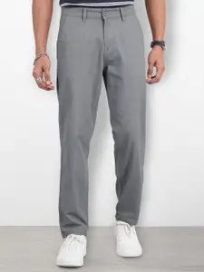 The Roadster Life Co. Men Mid-Rise Straight Fit Cotton Chinos