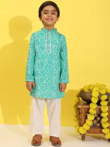 Cutiekins Kids Boys Floral Printed Regular Kurta with Pyjamas