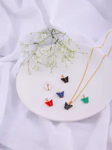 DressBerry Pack of 6 Gold-Plated Butterfly-Shaped Sparkling Pendants With Chain