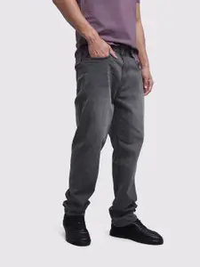 The Roadster Life Co. Men Straight Fit Light Fade Stretchable Jeans