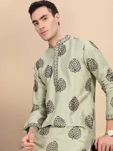 House of Pataudi Sequin Embroidered Straight Kurta