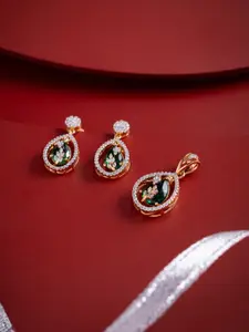 Kushal's Fashion Jewellery Green Gold-Plated Party Pendant Set