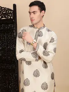 House of Pataudi Floral Embroidered Mandarin Collar Sequinned Cotton Straight Kurta