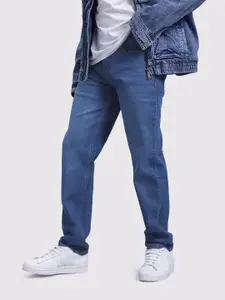 The Roadster Life Co. Men Relaxed Fit Light Fade Stretchable Jeans