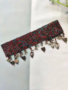 Crunchy Fashion Artificial Beaded Necklace