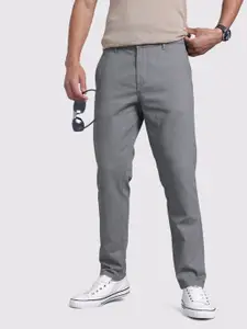 The Roadster Life Co. Men Regular Fit Chinos