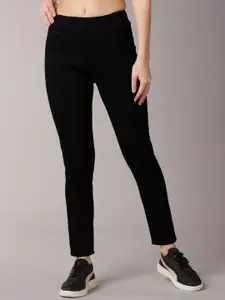 Moda Rapido Women Skinny Fit High-Rise Clean Look No Fade Stretchable Jeans