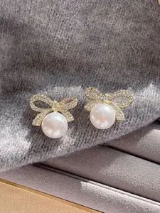 PASU FASHION Gold-Plated Artificial Stones And Pearls Studded Contemporary Shaped Studs