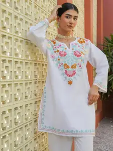 HOUSE OF KARI Women White Embroidered Kashmiri Aari Work Cotton Short Kurta
