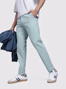The Roadster Life Co. Men Regular Fit Pure Cotton Chinos