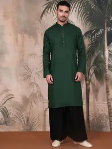 Sangria Men Textured Pattern Mandarin Collar Stylish Cotton Kurta