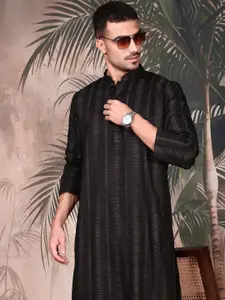 Sangria Men Textured Stylish Cotton Kurta