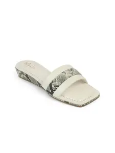 Tresmode Kelo White Women's Small Wedge Heel Sandals