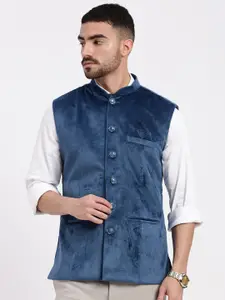 SHOWOFF Slim-Fit Velvet Nehru Jacket