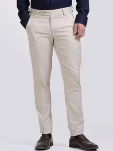INVICTUS Men Mid Rise Slim Fit Chinos
