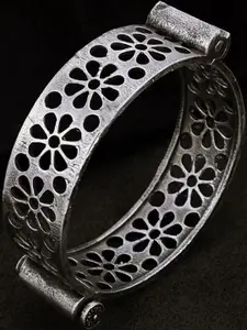 Anouk Sangria German Silver Plated & Floral Shaped Kada Bangle