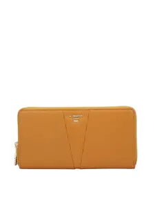 Da Milano Women Textured Leather Zip Around Wallet