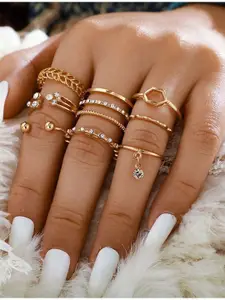 DIVASTRI Set of 8 Gold-Plated Crystal Studded Finger Rings