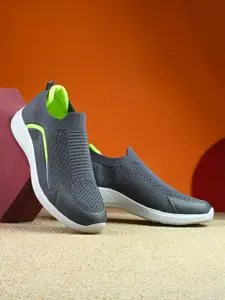 HRX by Hrithik Roshan Men Running Non-Marking Shoes