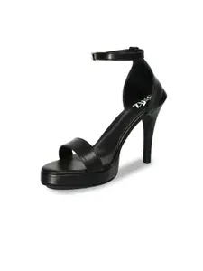 stylzrepublic Women Platform Sandals