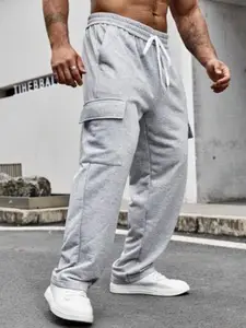 The Modern Soul Men Relaxed Fit Cargo Track Pants