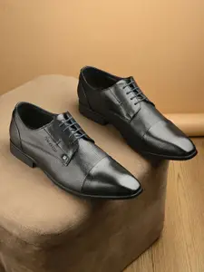 Valentino Men Textured Leather Lace-Up Formal Derbys