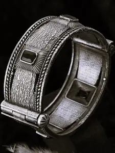 Anouk Sangria German Silver Plated & Black Stone Studded Kada Bangle