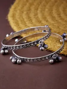 Anouk Sangria Oxidised Silver-Plated German Silver Set of 2 Leaf Textured Bangles with Ghungroo