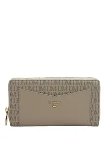 Da Milano Women Textured Leather Zip Around Wallet