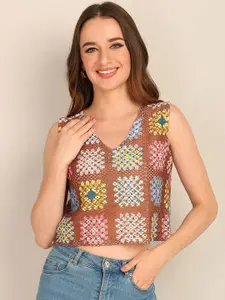 all about you Women Geometric Print Boxy Crop Top