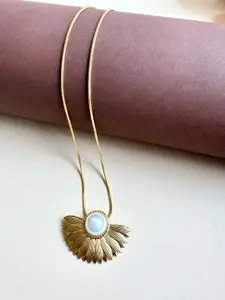 The Jewellery Tale Stainless Steel Gold-Plated Pearls Necklace