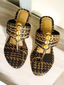 Dhaga Woven Design Block Heel