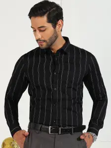 INVICTUS Classic Striped Spread Collar Pure Cotton Formal Shirt