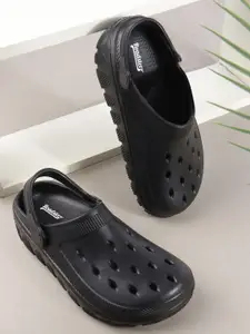 The Roadster Lifestyle Co. Men Self-Design Clogs