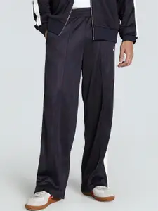 Puma The NeverWorn V T7 Men Relaxed Fit Track Pants