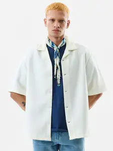 Snitch Oversized Textured Cuban Collar Casual Shirt